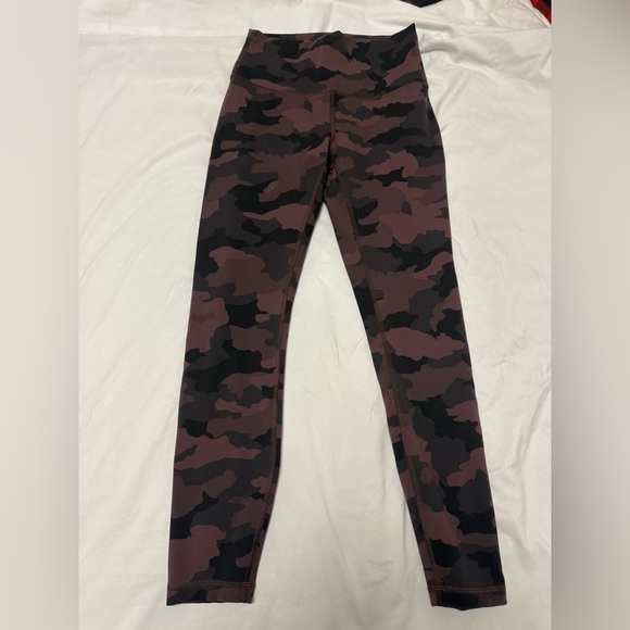 Lululemon Wunder Train High-Rise Tight 25" - Picture 3 of 9